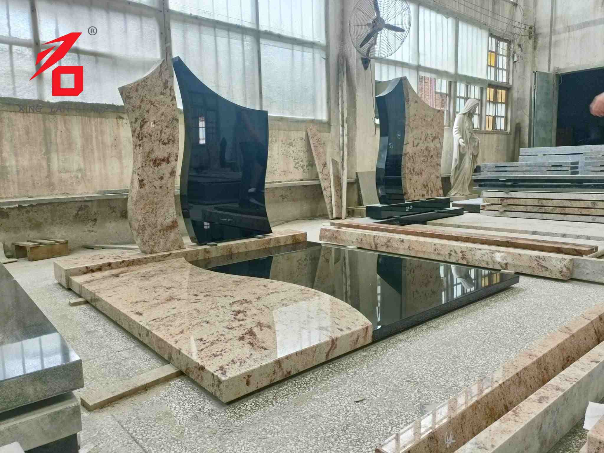 Australiar Artistiko Eskultura Hilarria